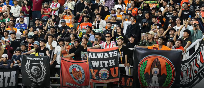 Buntut Ricuh di Banten, Suporter Persija Dilarang Tandang 6 Laga dan Denda Rp90 Juta