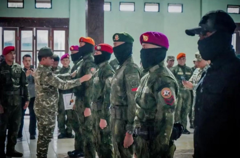 Lumpuhkan OPM di Papua Barat Daya, 136 Prajurit TNI Terima Kenaikan Pangkat Luar Biasa