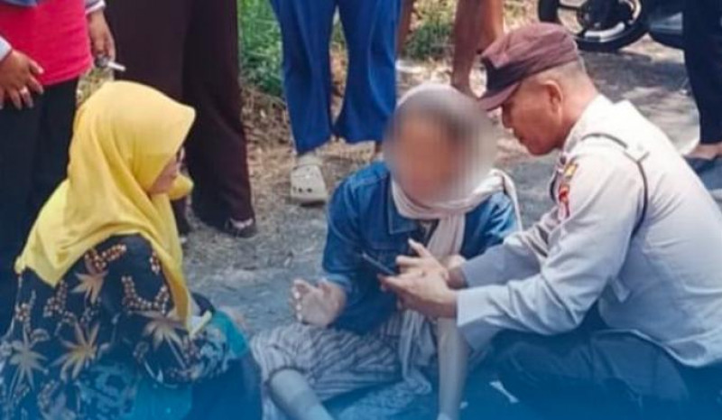 Remaja Tunawicara Ditinggal Teman Di Pinggir Jalan Bantul,Polisi Turun Tangan!