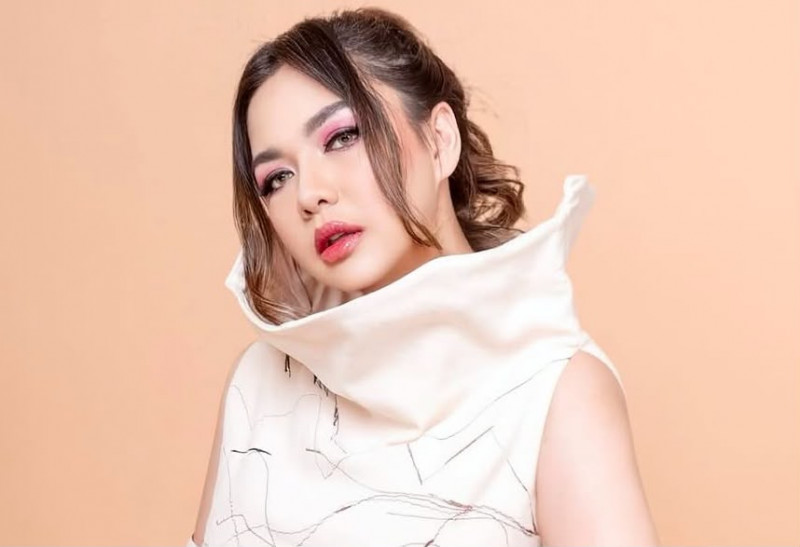Vicky Shu Kesal Di Teror DC Pinjol, Singgung Soal Penyalahgunaan Data Pribadi