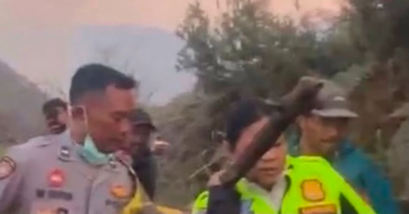 Karhutla Landa Bromo, Akses ke Penanjakan Ditutup Sementara